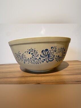 Pyrex Cream Ceramic Bowl with Blue Floral Scrolls